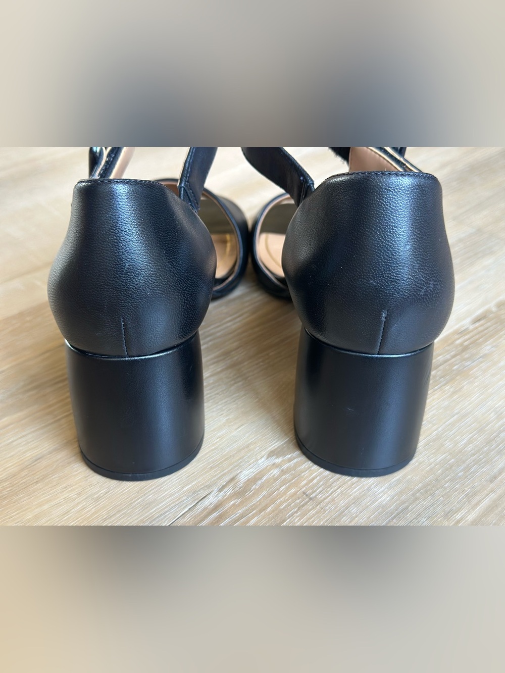 Vionic Chardonnay Black Leather Block Heel Sandals Ankle Strap Women's Size 9.5 - Picture 4 of 8